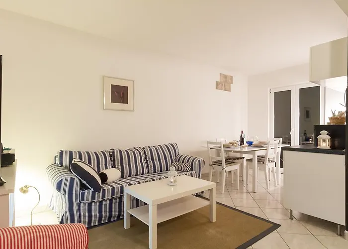Hippocampus Apartment
